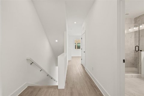 Adosado en venta en Saint Petersburg, Florida, 2 dormitorios, 158.68 m2 № 1884702 - foto 28