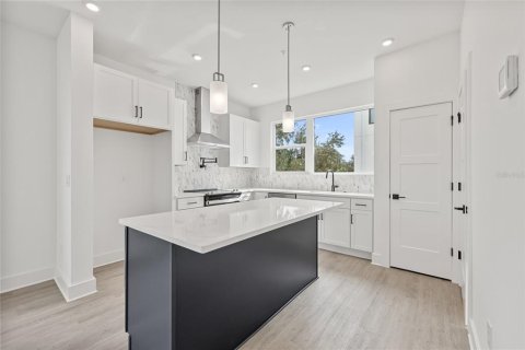 Adosado en venta en Saint Petersburg, Florida, 2 dormitorios, 158.68 m2 № 1884702 - foto 20