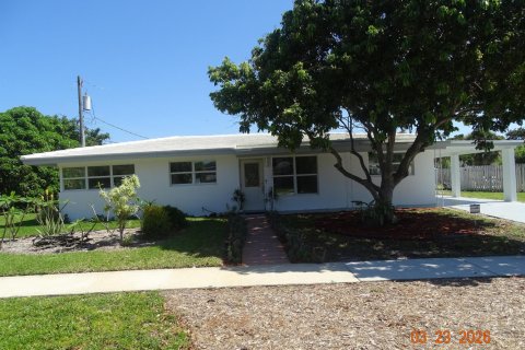 Villa ou maison à Boca Raton, Floride 4 chambres, 111.67 m2 № 2085230