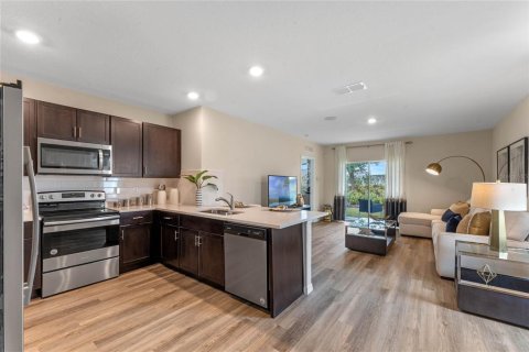 Casa en venta en Kissimmee, Florida, 3 dormitorios, 139.73 m2 № 1798247 - foto 6