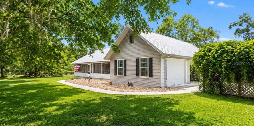 Villa ou maison à High Springs, Floride 5 chambres, 210.89 m2 № 2211322