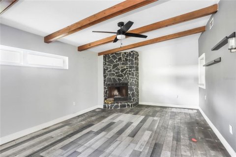 House in Tampa, Florida 4 bedrooms, 246.01 sq.m. № 1910751 - photo 15