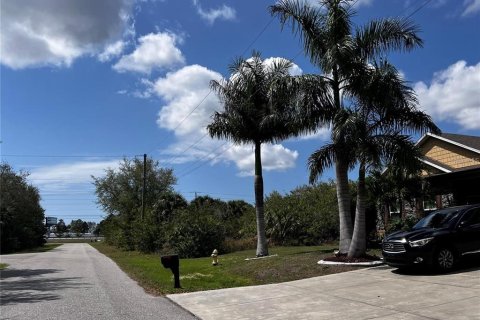 Land in Port Charlotte, Florida № 1561095 - photo 15