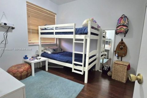 Condo in Doral, Florida, 3 bedrooms № 2027819 - photo 18