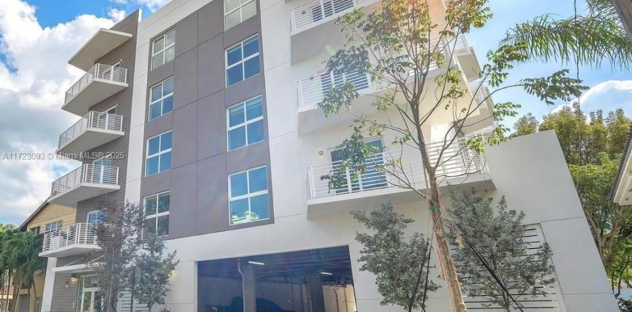 Condo in Hollywood, Florida, 1 bedroom  № 1864373