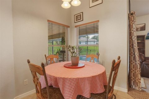 Villa ou maison à vendre à Clermont, Floride: 4 chambres, 208.66 m2 № 2406600 - photo 8