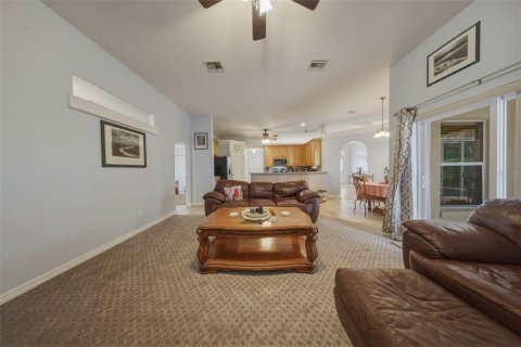 Villa ou maison à vendre à Clermont, Floride: 4 chambres, 208.66 m2 № 2406600 - photo 12