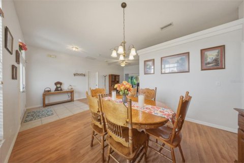 Villa ou maison à vendre à Clermont, Floride: 4 chambres, 208.66 m2 № 2406600 - photo 16