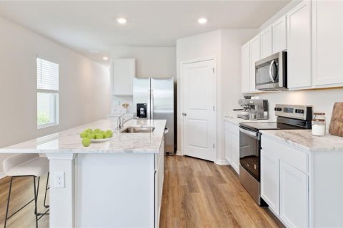 House in Parrish, Florida 4 bedrooms, 154.68 sq.m. № 1894731 - photo 13