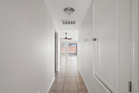 Villa ou maison à vendre à Winter Garden, Floride: 3 chambres, 157.56 m2 № 2113705 - photo 3