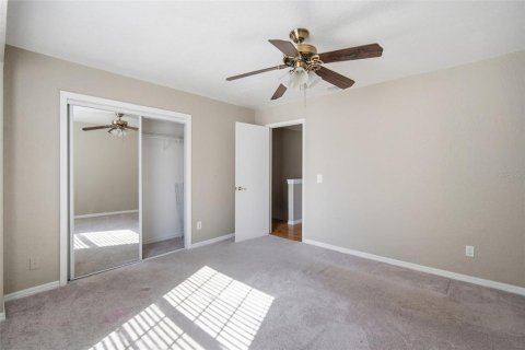 Townhouse in Tampa, Florida 2 bedrooms, 102.56 sq.m. № 2116777 - photo 18