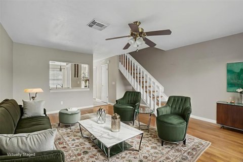 Townhouse in Tampa, Florida 2 bedrooms, 102.56 sq.m. № 2116777 - photo 13