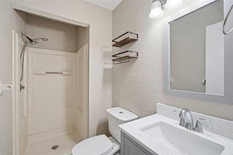 Townhouse in Tampa, Florida 2 bedrooms, 102.56 sq.m. № 2116777 - photo 25