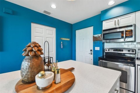 Copropriété à vendre à Punta Gorda, Floride: 2 chambres, 75.16 m2 № 2398753 - photo 7