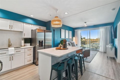 Copropriété à vendre à Punta Gorda, Floride: 2 chambres, 75.16 m2 № 2398753 - photo 9