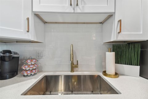 Copropriété à vendre à Punta Gorda, Floride: 2 chambres, 75.16 m2 № 2398753 - photo 10