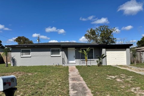 Casa en Titusville, Florida 4 dormitorios, 124.12 m2 № 2379358