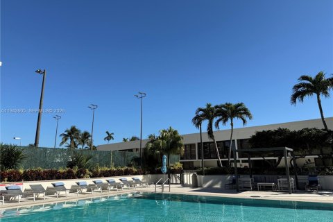 Copropriété à vendre à Miami, Floride: 1 chambre, 93.37 m2 № 2003420 - photo 2