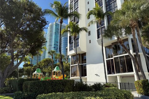 Copropriété à vendre à Miami, Floride: 1 chambre, 93.37 m2 № 2003420 - photo 5