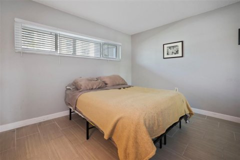 Condo in Clearwater, Florida, 2 bedrooms  № 1614649 - photo 25