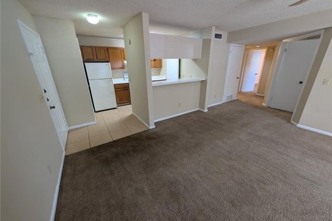 Condo in Tampa, Florida, 2 bedrooms  № 1851334 - photo 5