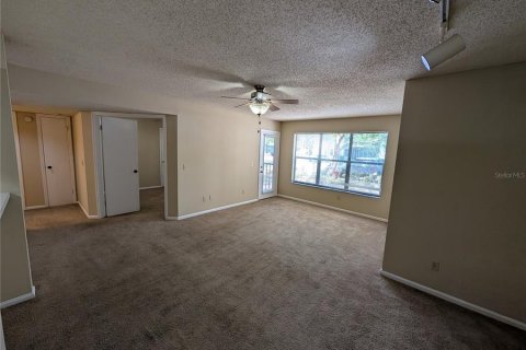 Condo in Tampa, Florida, 2 bedrooms  № 1851334 - photo 4