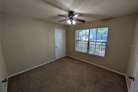Condo in Tampa, Florida, 2 bedrooms  № 1851334 - photo 11