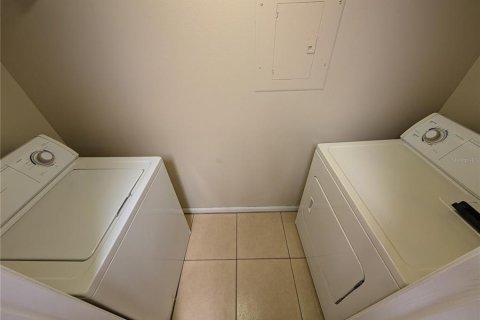 Condo in Tampa, Florida, 2 bedrooms  № 1851334 - photo 18