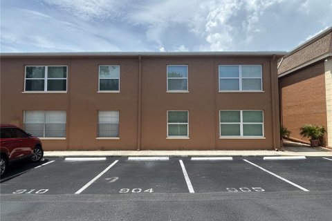 Condo in Largo, Florida, 2 bedrooms  № 1793231 - photo 3