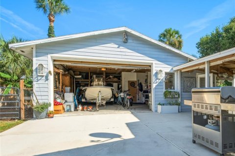 House in Edgewater, Florida 2 bedrooms, 127.09 sq.m. № 2341859 - photo 8