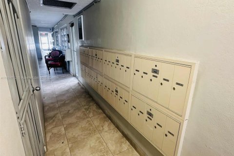 Снять в аренду кондоминиум в Халландейл-Бич, Флорида 1 спальня, 71.53м2, № 1949239 - фото 23