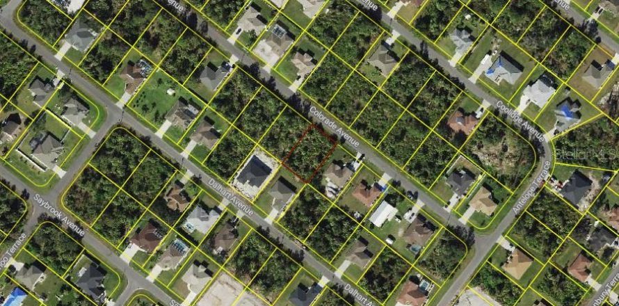 Terrain à North Port, Floride № 2232728
