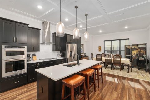 Condo in Gainesville, Florida, 3 bedrooms № 2108517 - photo 21