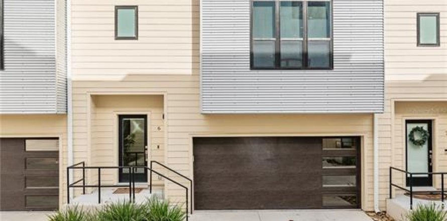 Condo in Gainesville, Florida, 3 bedrooms № 2108517