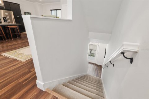 Condo in Gainesville, Florida, 3 bedrooms № 2108517 - photo 15