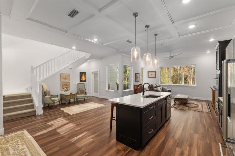 Condo in Gainesville, Florida, 3 bedrooms № 2108517 - photo 26