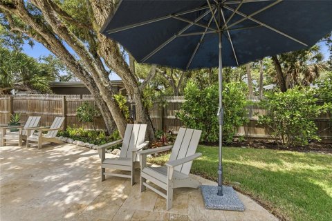 House in Sarasota, Florida 3 bedrooms, 143.26 sq.m. № 2210175 - photo 25