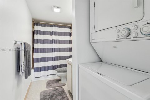Copropriété à vendre à Lauderhill, Floride: 2 chambres, 100.8 m2 № 1729677 - photo 21