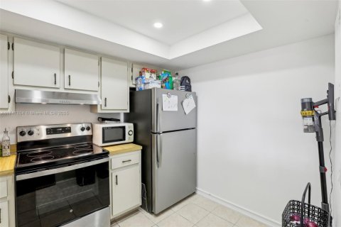 Copropriété à vendre à Lauderhill, Floride: 2 chambres, 100.8 m2 № 1729677 - photo 12