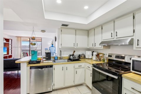 Copropriété à vendre à Lauderhill, Floride: 2 chambres, 100.8 m2 № 1729677 - photo 5