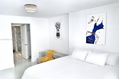 Copropriété à vendre à Miami, Floride: 1 chambre, 72.28 m2 № 2052397 - photo 7