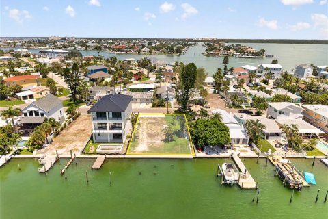 Terreno en venta en Madeira Beach, Florida № 2314138 - foto 11