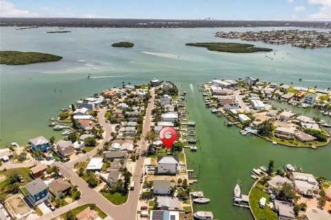 Terreno en venta en Madeira Beach, Florida № 2314138 - foto 6
