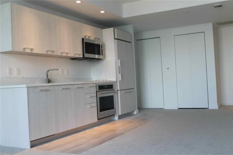 Copropriété à louer à Miami, Floride: 1 chambre, 68.56 m2 № 1857121 - photo 1