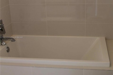 Copropriété à louer à Miami, Floride: 1 chambre, 68.56 m2 № 1857121 - photo 18