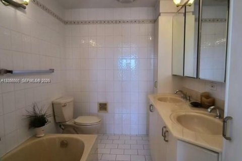 Copropriété à louer à North Miami Beach, Floride: 2 chambres, 72.93 m2 № 2155956 - photo 10