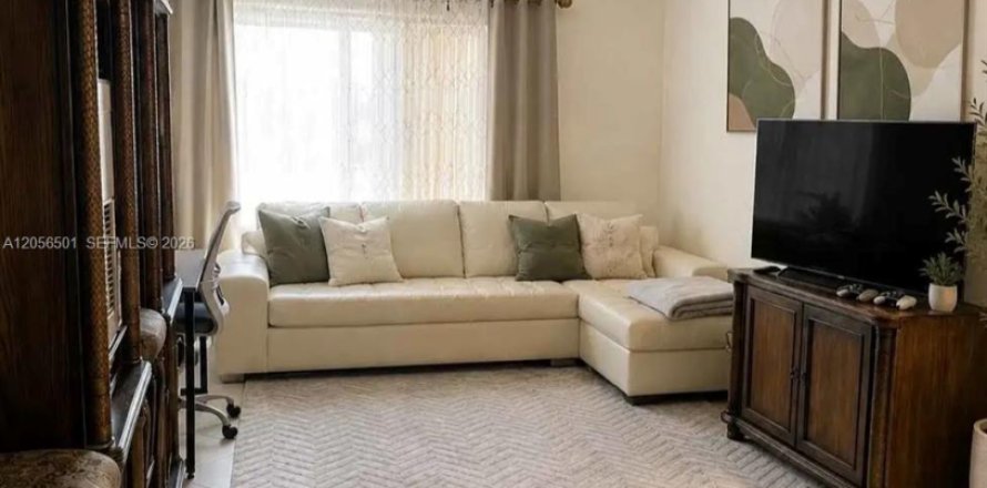 Condo à North Miami Beach, Floride, 2 chambres  № 2155956
