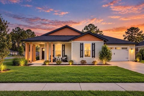 Casa en High Springs, Florida 3 dormitorios, 161.46 m2 № 2381240