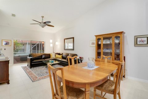 Townhouse in Boynton Beach, Florida 2 bedrooms, 131.64 sq.m. № 2086727 - photo 22