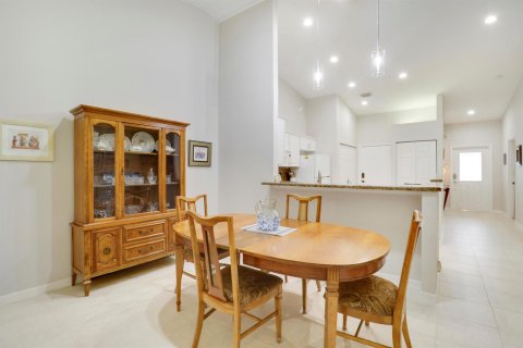 Townhouse in Boynton Beach, Florida 2 bedrooms, 131.64 sq.m. № 2086727 - photo 23